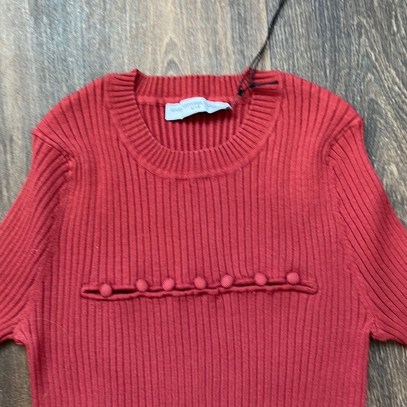 Olga Sweater - Picture 4 of 6